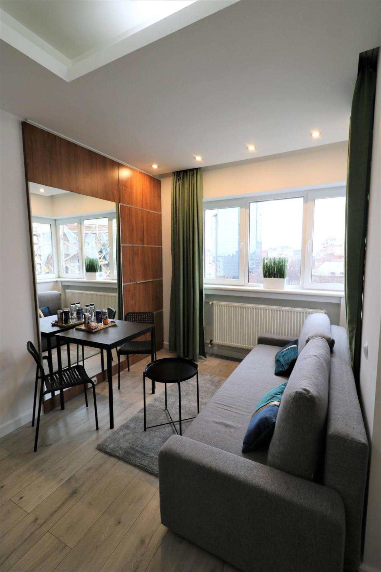 Charming City Center Apartment - Free Minibar Bucharest Exterior photo